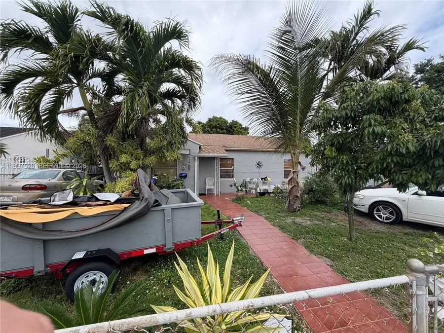 671 NE 1st Pl, Hialeah, FL 33010 - #3