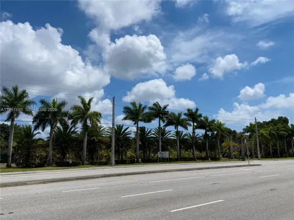 4411 Forest Hill Blvd, Palm Springs, FL 33406