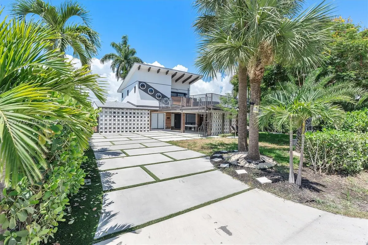 3375 NE 20th Ave, Oakland Park, FL 33306 - #1