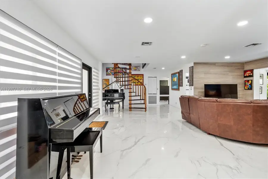 3375 NE 20th Ave, Oakland Park, FL 33306 - #3