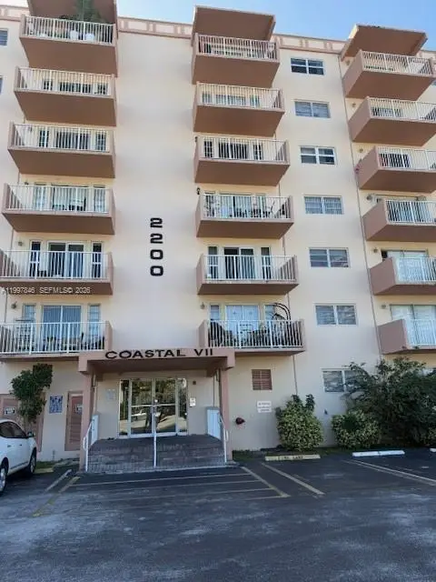 2200 E Hallandale Beach Blvd #109, Hallandale Beach, FL 33009 - #1