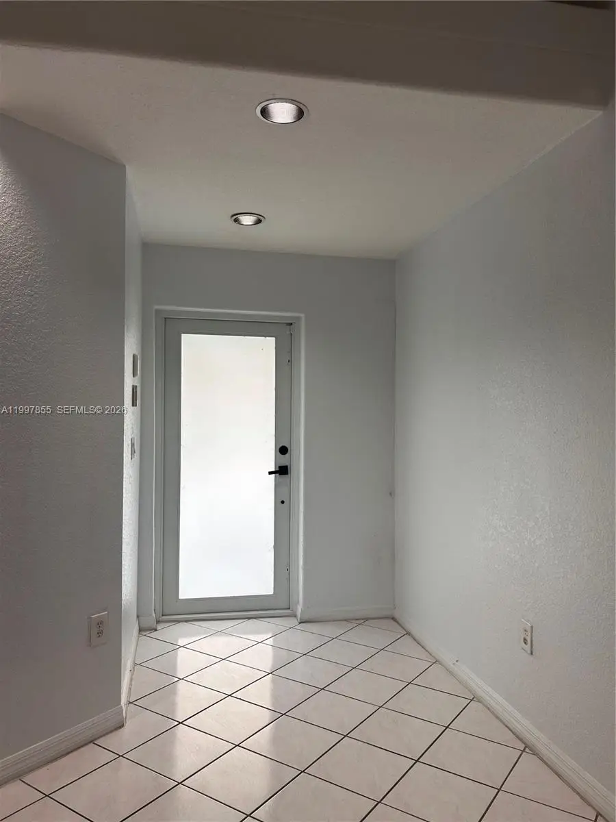 10001 SW 218th St, Cutler Bay, FL 33190 - #3