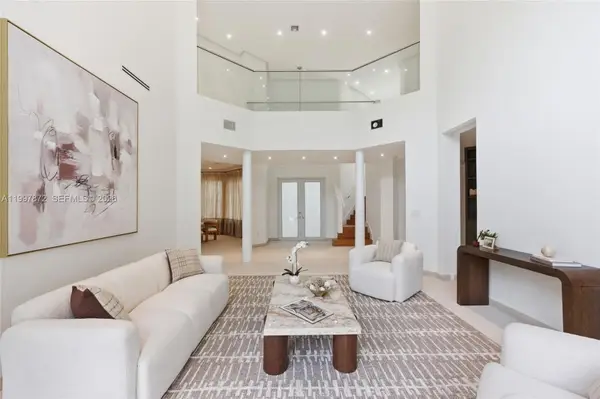 3752 NE 199 St, Aventura, FL 33180