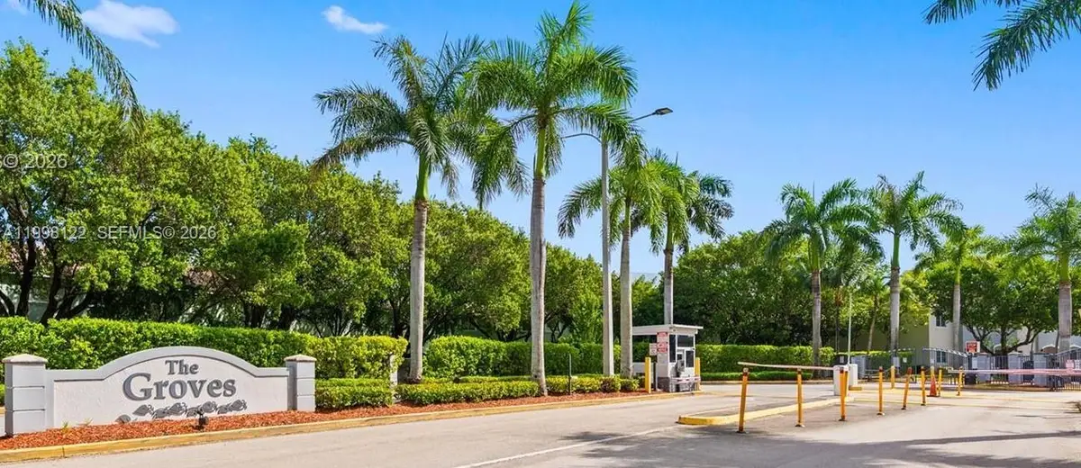 2984 SE 15th Ter, Homestead, FL 33035 - #1