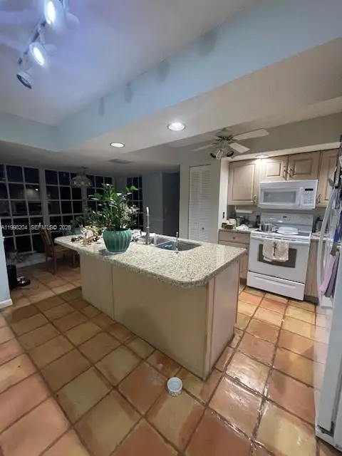 1350 S Fieldlark Ln, Homestead, FL 33035 - #3