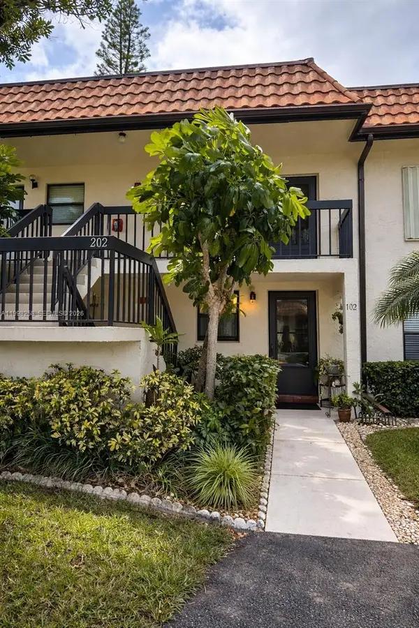 7269 Golf Colony Ct #202, Lake Worth, FL 33467