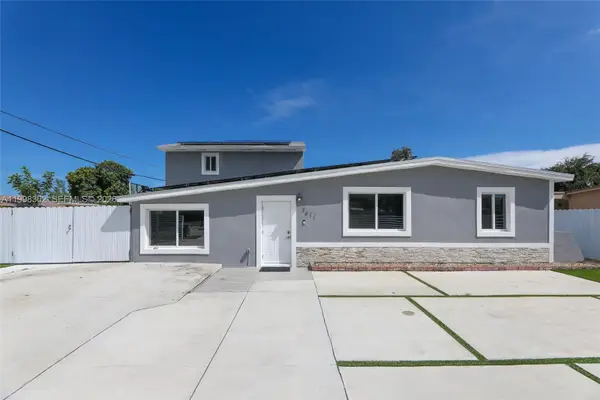 3811 SW 47 Ave, West Park, FL 33023