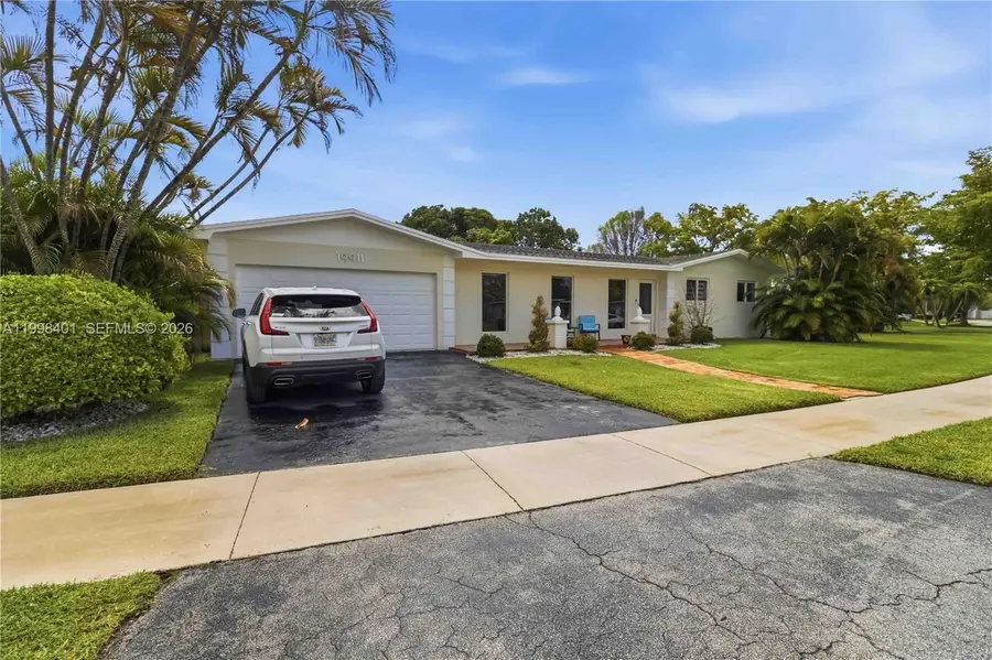 19911 SW 84th Ave, Cutler Bay, FL 33189 - #3