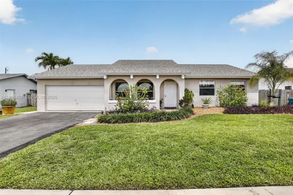 10471 NW 21st Ct, Sunrise, FL 33322