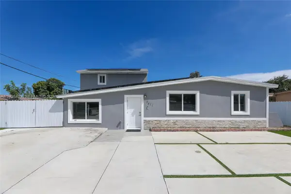 3811 SW 47 Ave, West Park, FL 33023