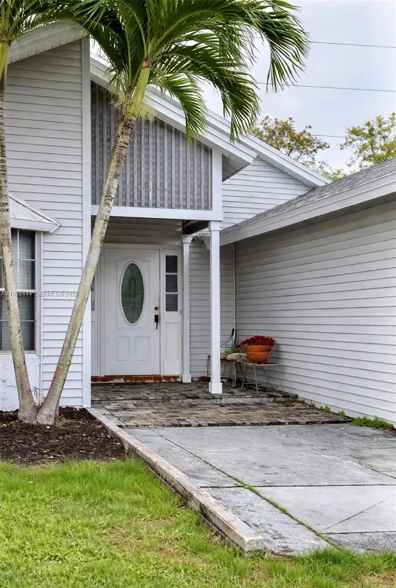 9900 NW 44th Ct, Sunrise, FL 33351 - #2