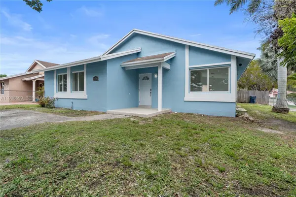 16345 SW 303rd St, Homestead, FL 33033