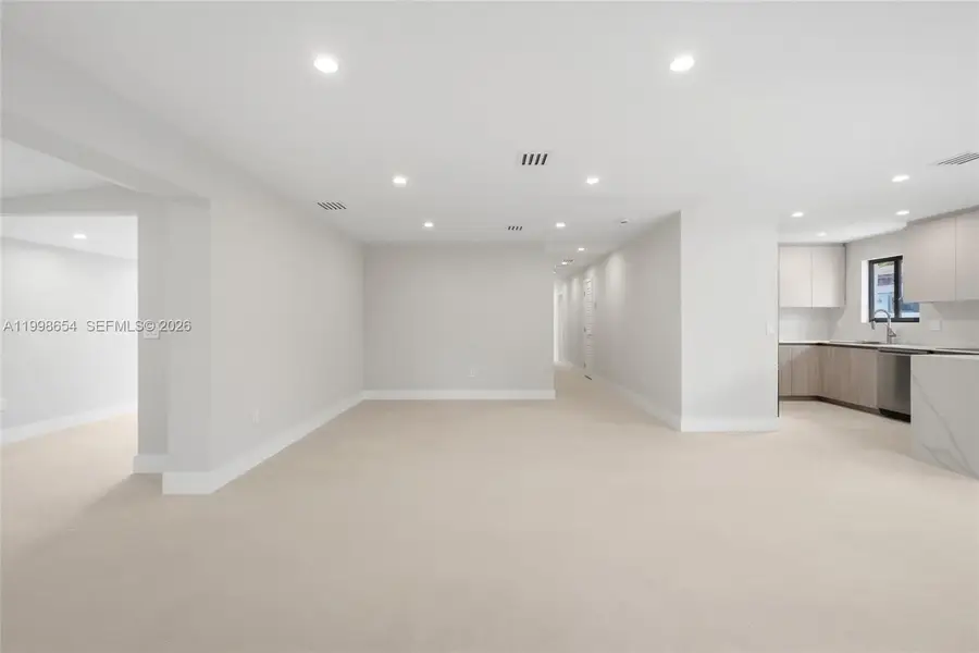 6332 SW 28th St, Miami, FL 33155 - #3