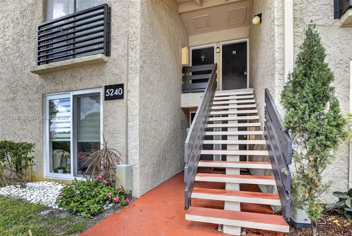 5240 NE 6th Ave #H26, Oakland Park, FL 33334 - #1