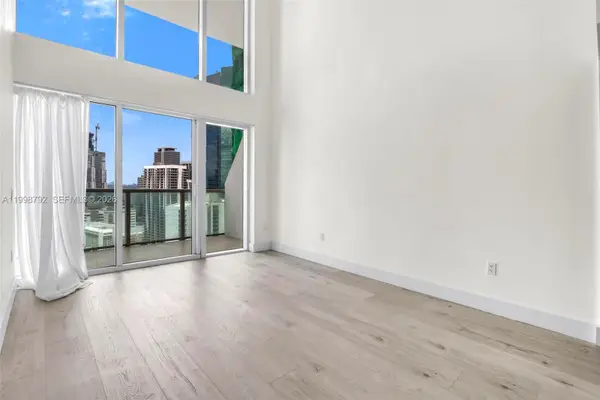 41 SE 5th St #1709, Miami, FL 33131