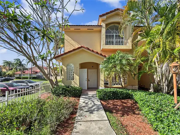 21553 SW 87th Ct #102, Cutler Bay, FL 33189