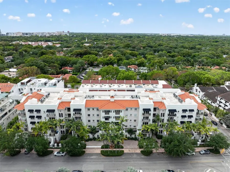 650 Valencia Ave #302, Coral Gables, FL 33134 - #2