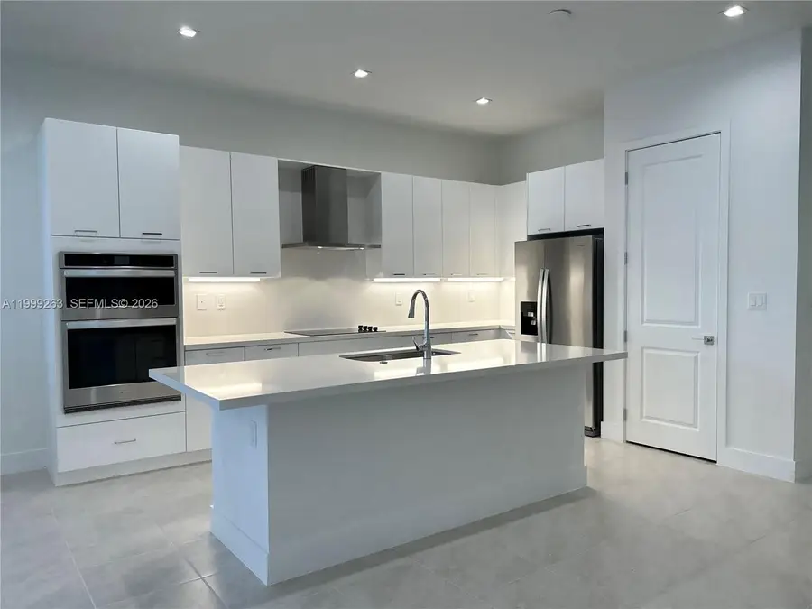 8037 NW 46th Ter, Doral, FL 33166 - #3