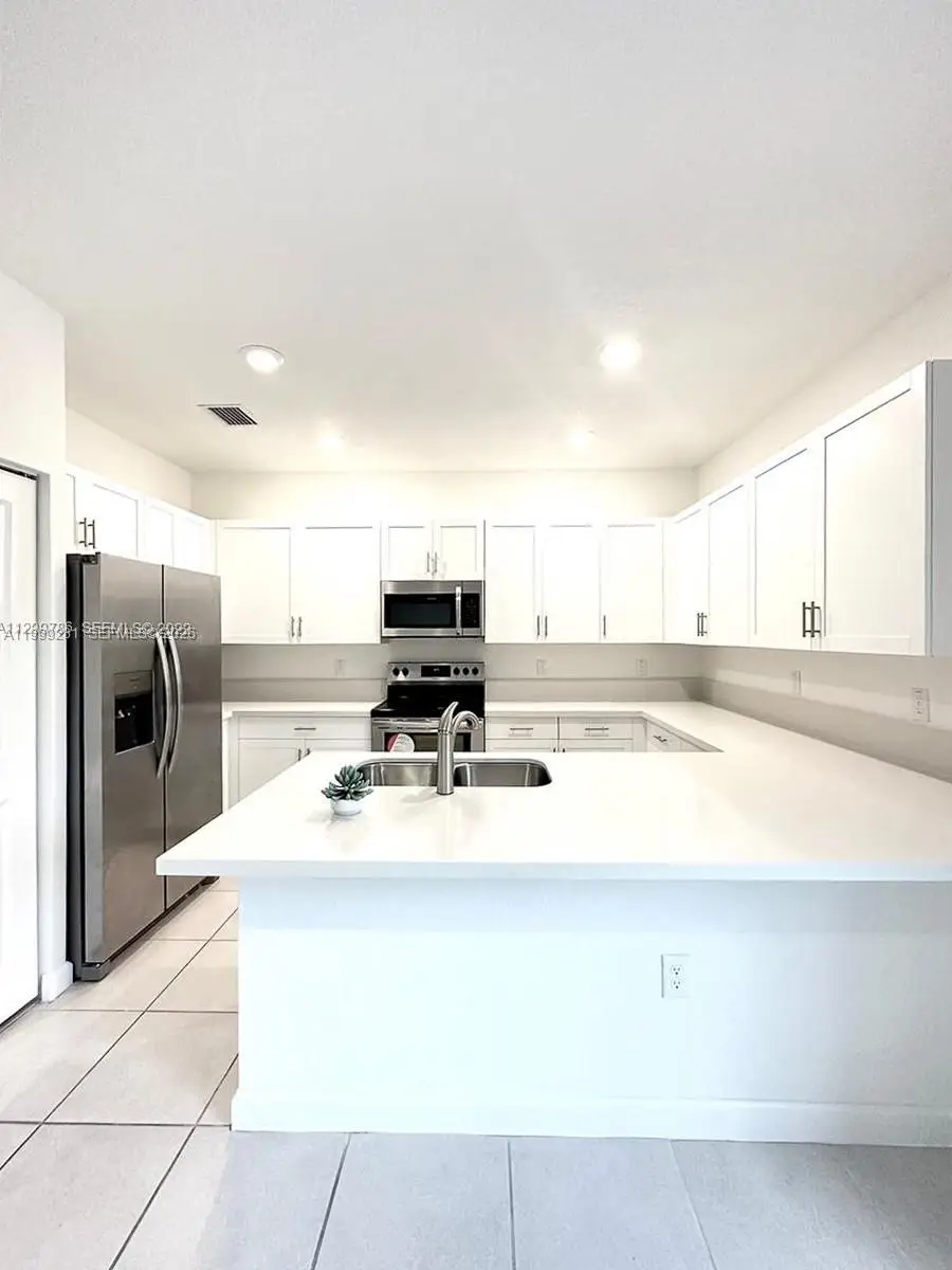 20800 NE 5th Ct, Miami, FL 33179 - #3