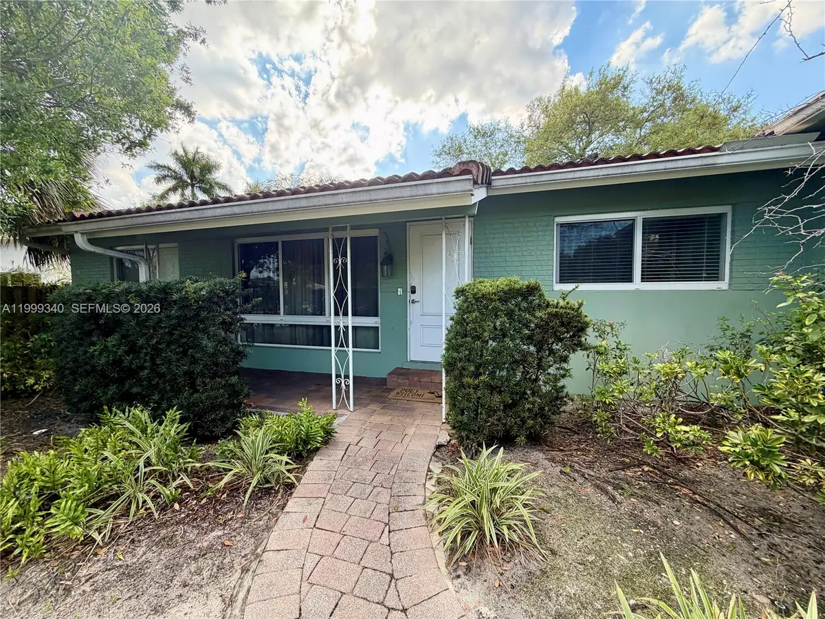 1581 SW 27th Ter, Fort Lauderdale, FL 33312 - #1