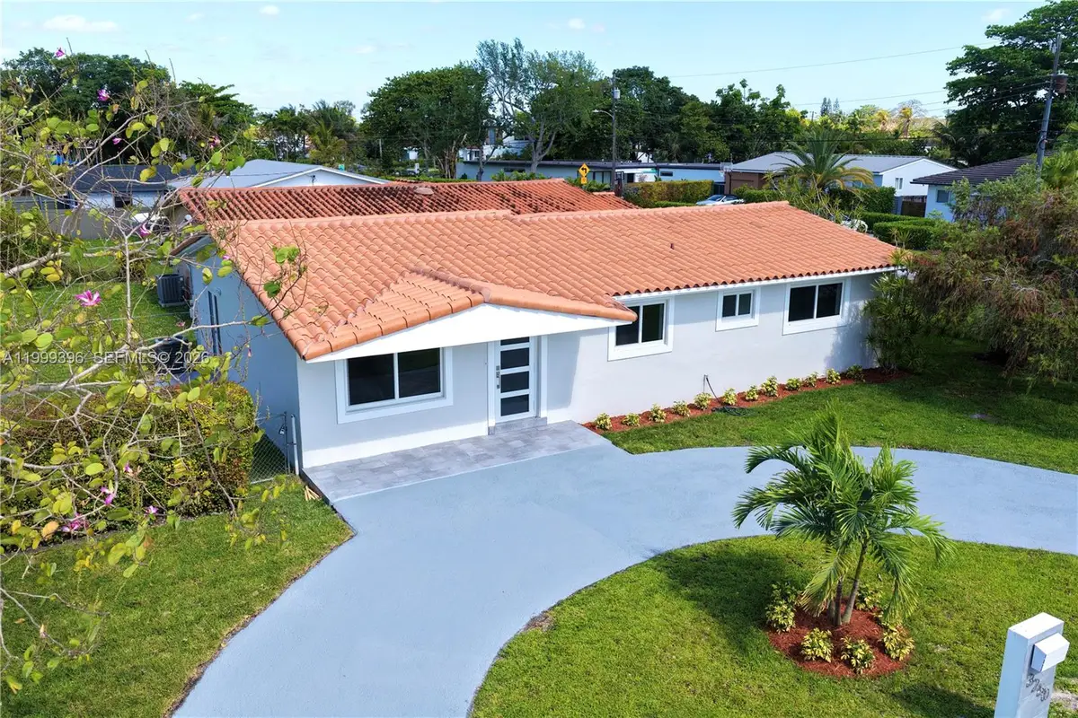 3250 SW 72 Ct, Miami, FL 33155 - #1