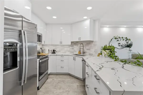 340 Sunset Dr #407, Fort Lauderdale, FL 33301