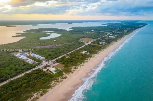 104 Ocean Estates Dr, Fort Pierce, FL 34949