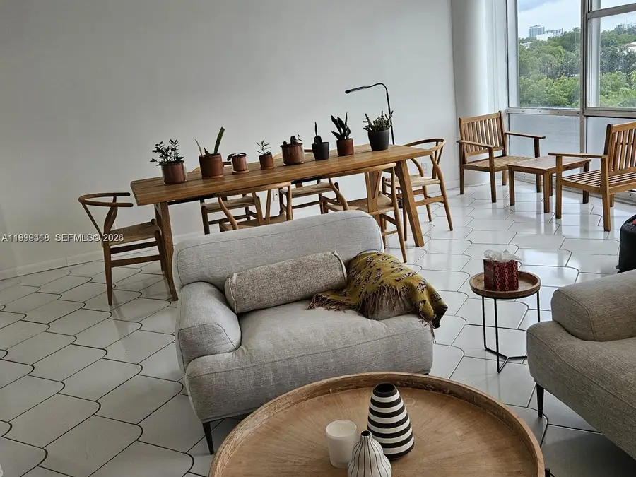 900 Bay Dr #311, Miami Beach, FL 33141 - #3