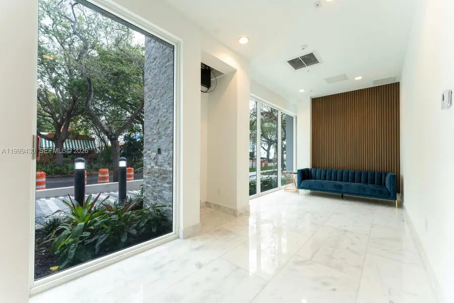 1850 Monroe St #306, Hollywood, FL 33020 - #2