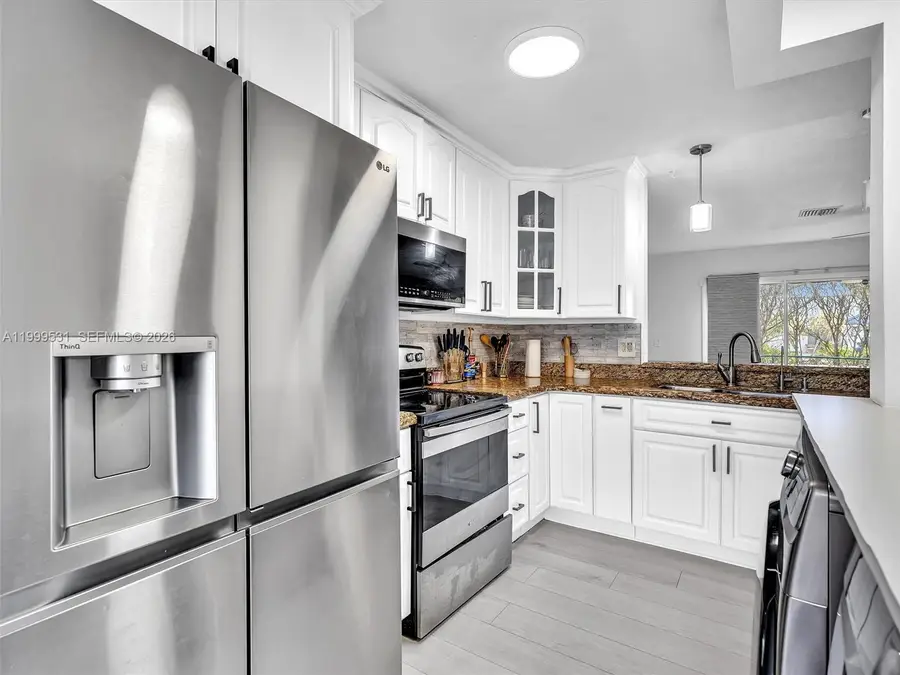 3804 NW 121st Ave, Sunrise, FL 33323 - #2