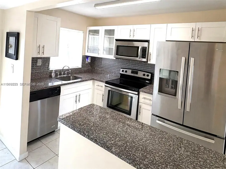 8901 Sunrise Lakes Blvd #204, Sunrise, FL 33322 - #3