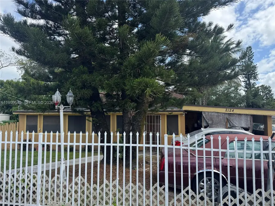 2124 NW 81st St, Miami, FL 33147 - #2