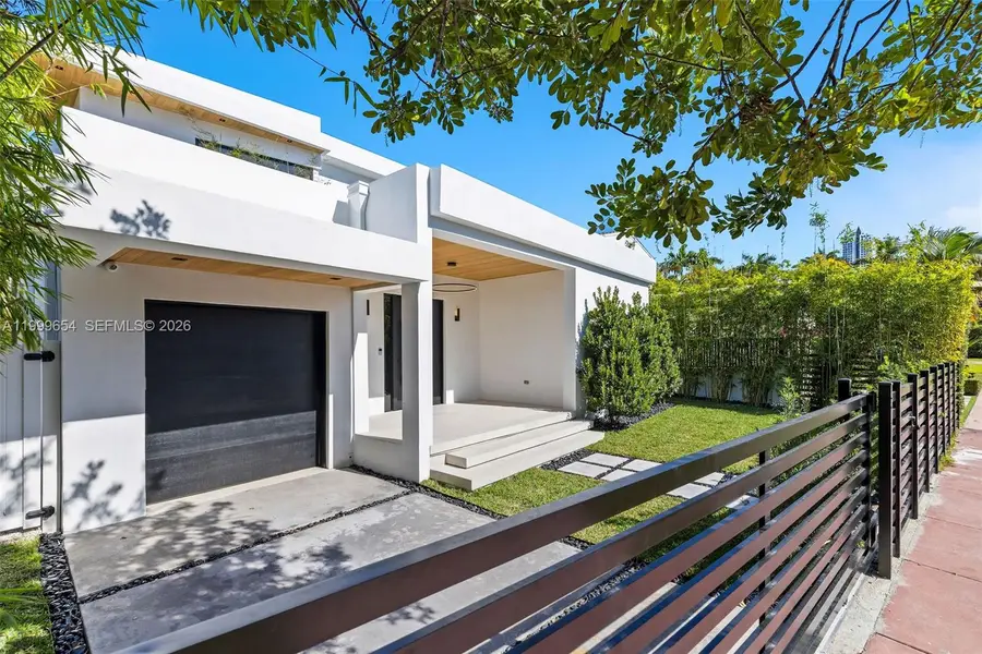 325 W 63rd St, Miami Beach, FL 33141 - #2