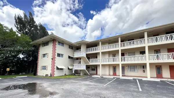 4770 NW 10th Ct #106, Plantation, FL 33313