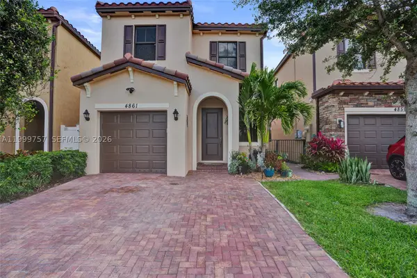 Address Withheld By Seller, Tamarac, FL 33319