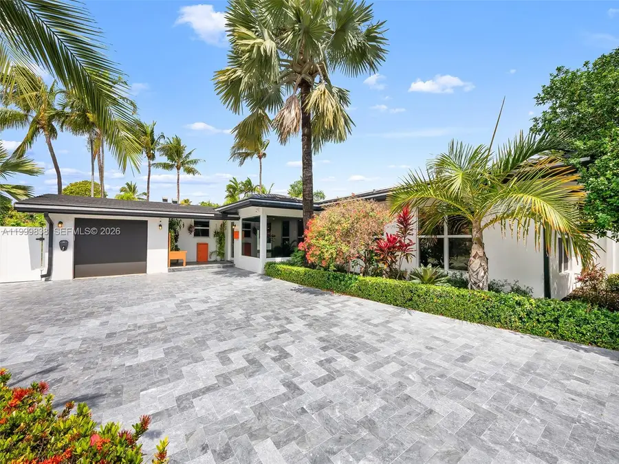 3001 Bayview Dr, Fort Lauderdale, FL 33306 - #3