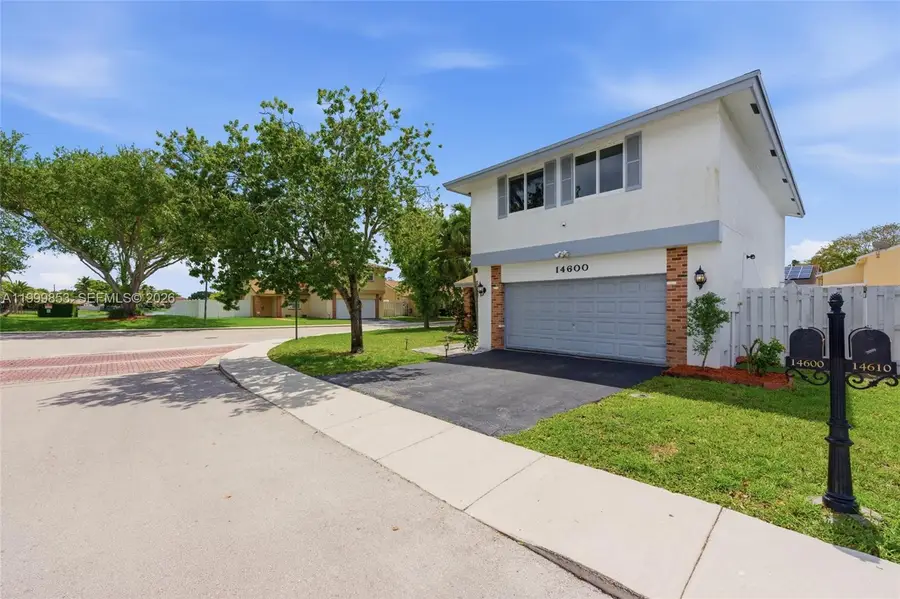 14600 Ashland Pl, Davie, FL 33325 - #2