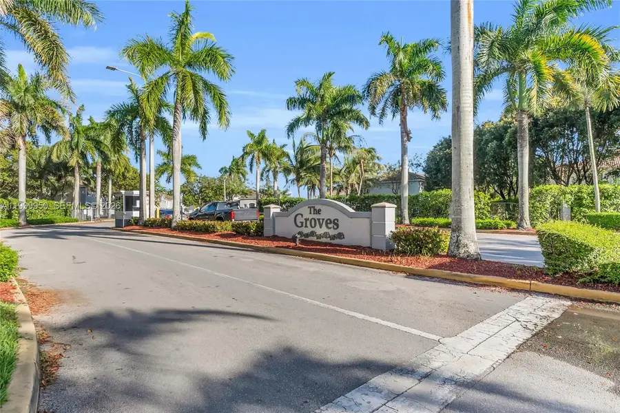 3064 SE 17th Ave, Homestead, FL 33035 - #3