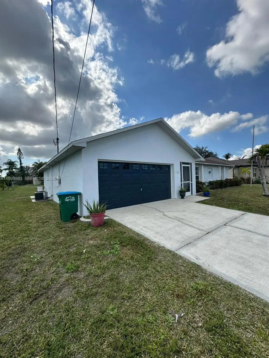 1306 SW 11th St, Cape Coral, FL 33991 - #2