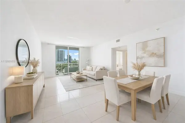 275 NE 18th St #1103, Miami, FL 33132