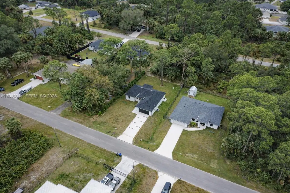 3749 Kilarney St, Fort Myers, FL 33905 - #1