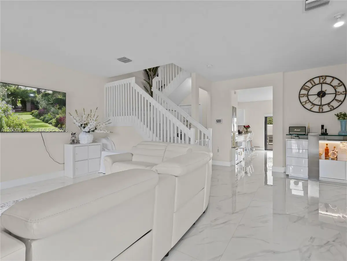 3347 W 106th Ter, Hialeah, FL 33018 - #1