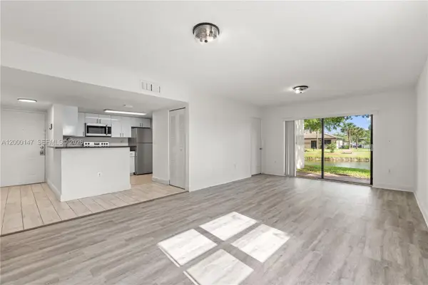 9821 Nob Hill Ct #9821, Sunrise, FL 33351