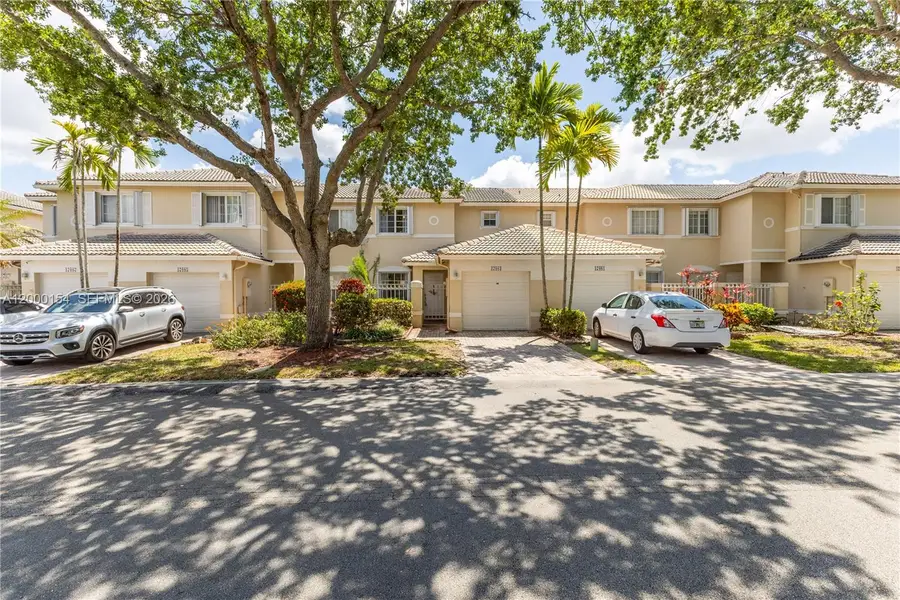 17083 NW 23rd St, Pembroke Pines, FL 33028 - #3