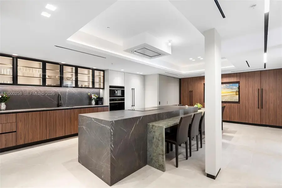 Address Withheld By Seller, Sunny Isles Beach, FL 33160 - #2