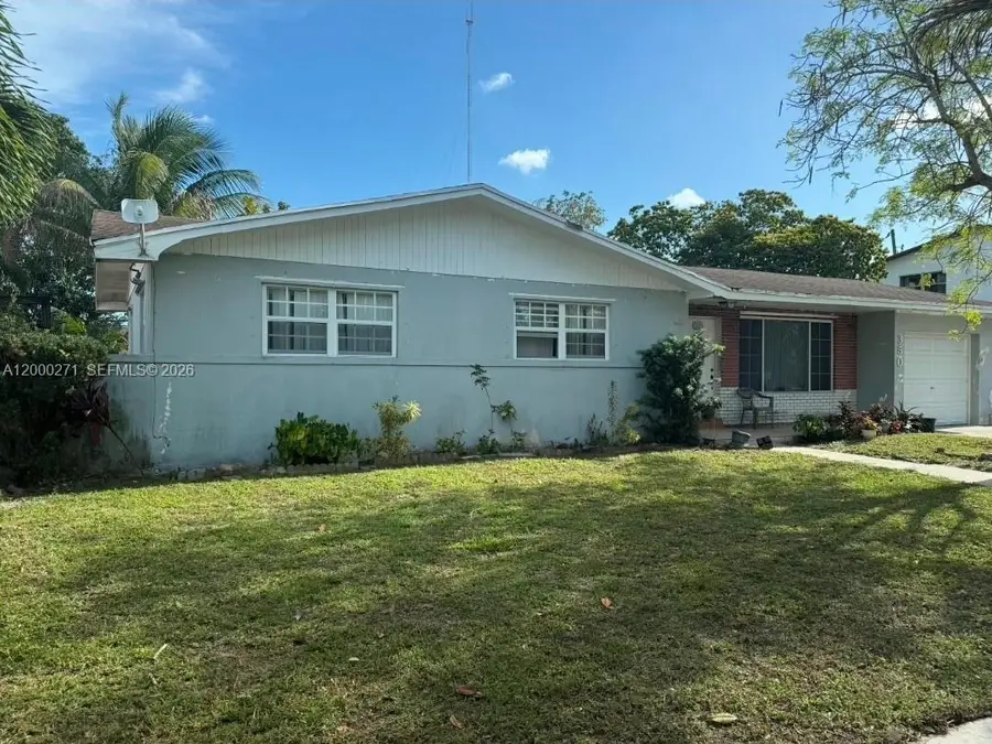 350 NW 205th Ter, Miami Gardens, FL 33169 - #2