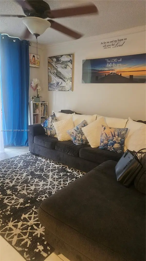 Address Withheld By Seller, Tamarac, FL 33319