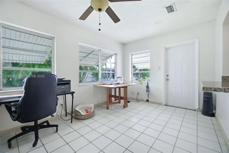 6806 NW 75th Dr, Tamarac, FL 33321 - #3