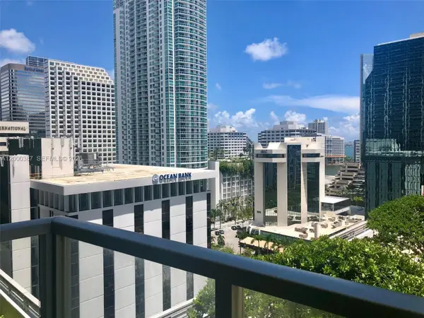 1050 Brickell Av #1408, Miami, FL 33131