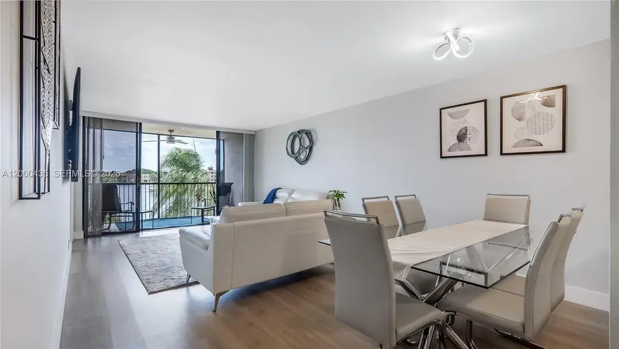 6231 Coral Lake Dr #307, Margate, FL 33063 - #3